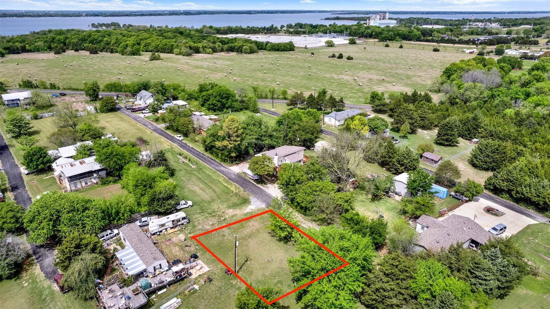 0.25 acres in Collin County gallery image 3