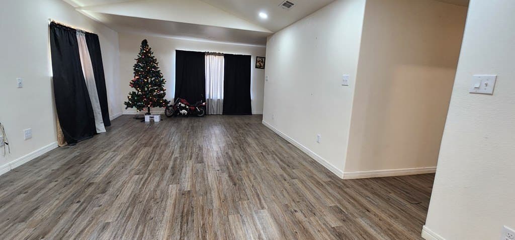 14,000 acres in Dimmit County gallery image 4