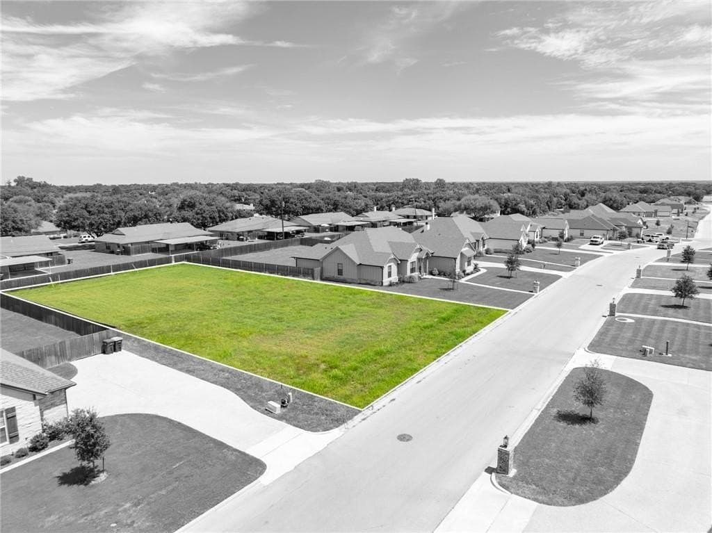 0.4 acres in McLennan County