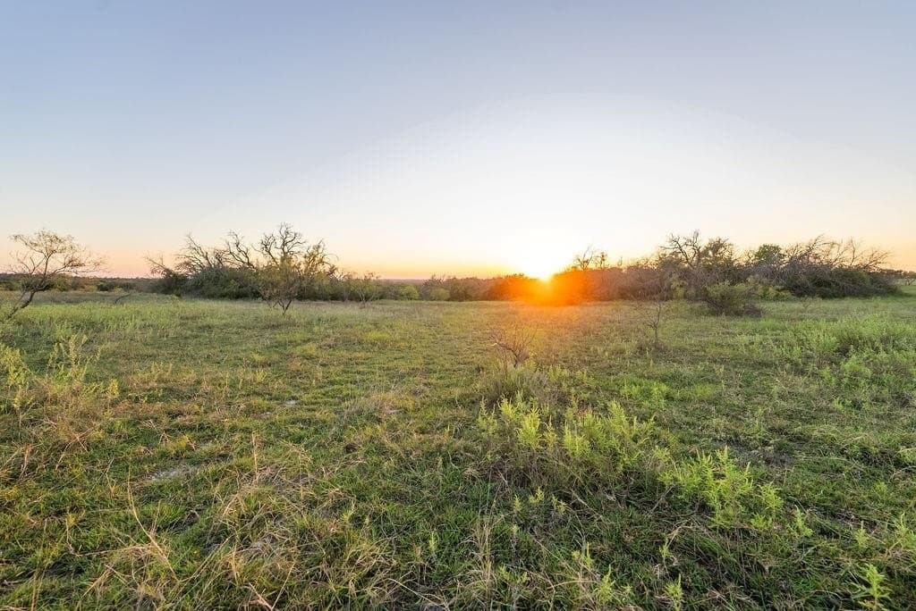 402 acres in Erath County gallery image 3
