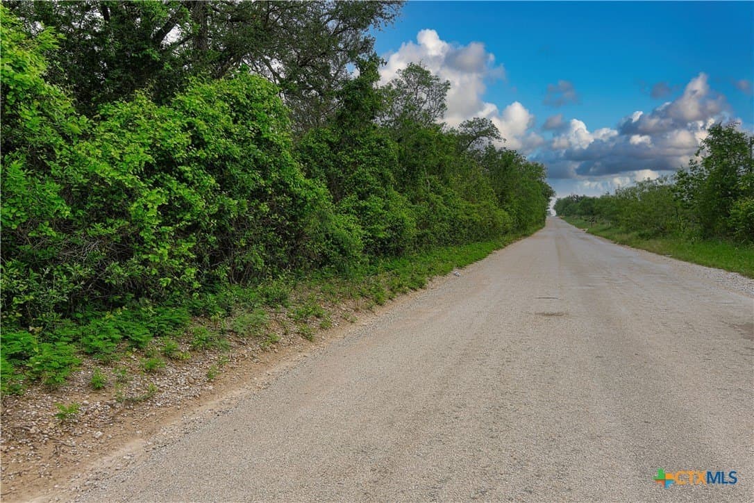 12.5 acres in Caldwell County gallery image 4