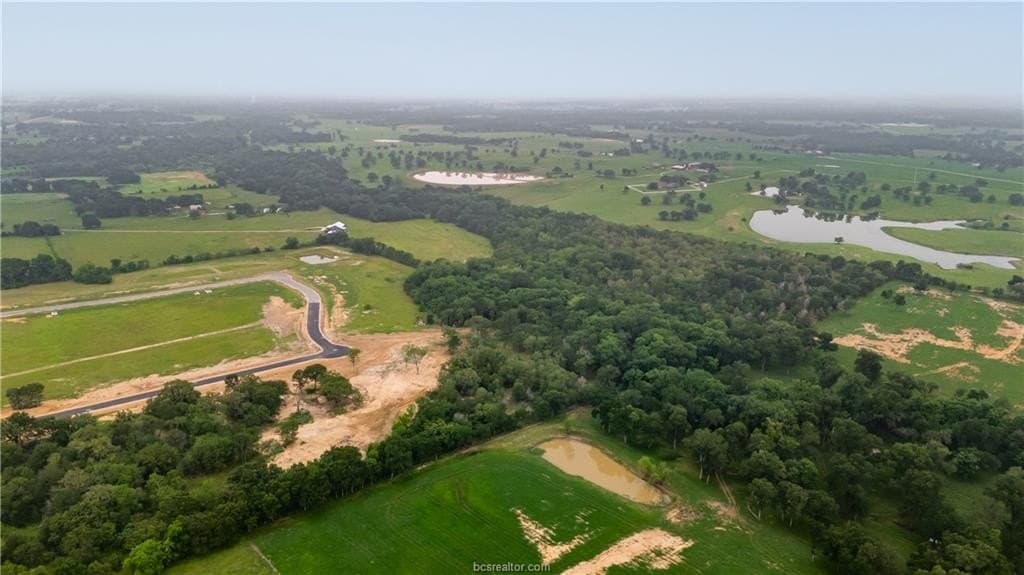 1 acres in Burleson County - photo 5