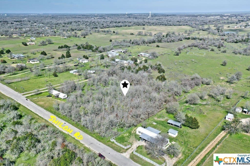 2.47 acres in Bastrop County gallery image 4