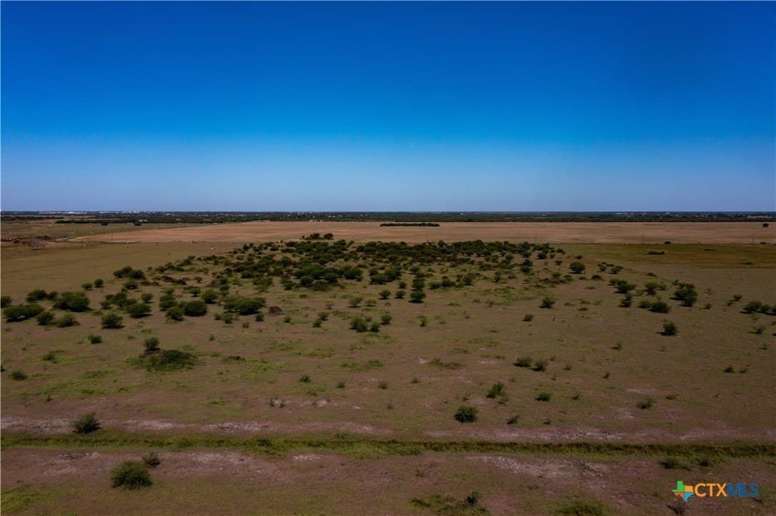 2.2 acres in Victoria County - photo 8