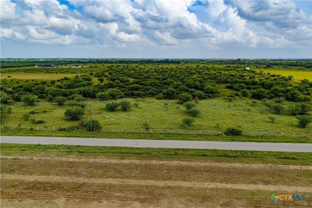 2.2 acres in Victoria County - photo 7