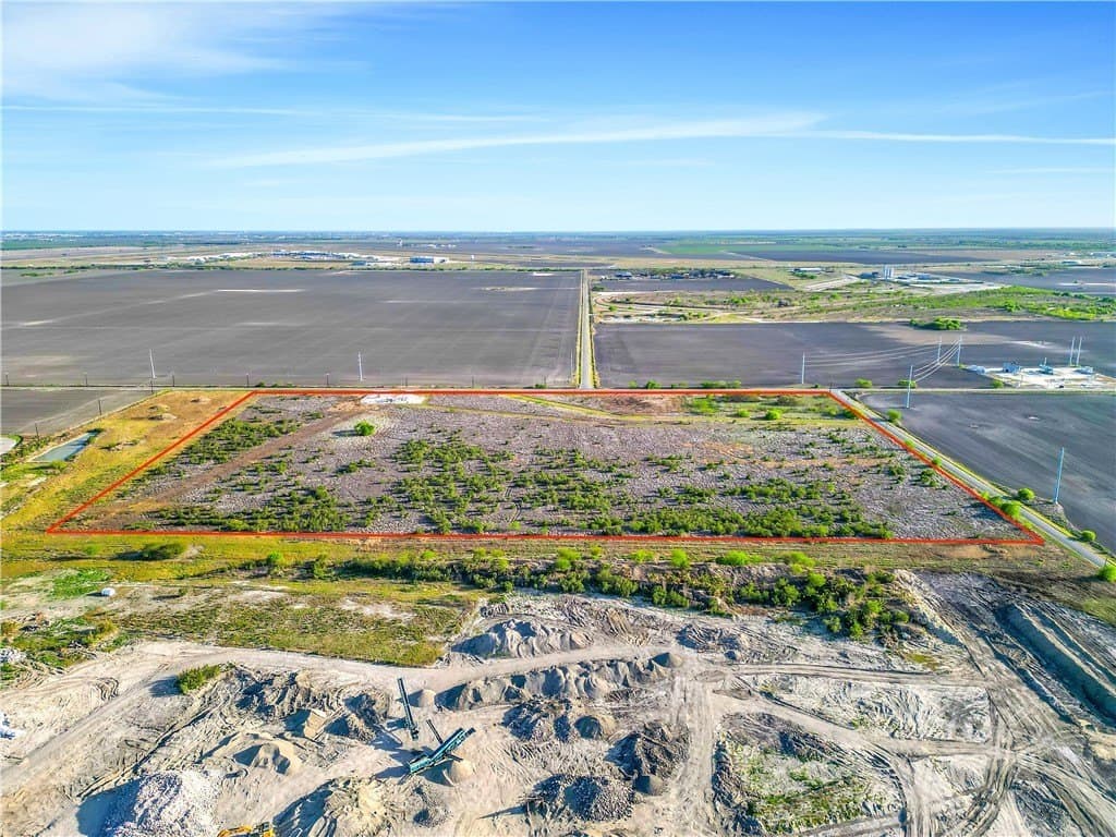 30 acres in Nueces County - photo 7