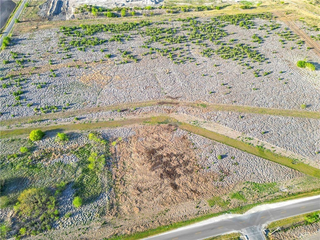 30 acres in Nueces County - photo 10