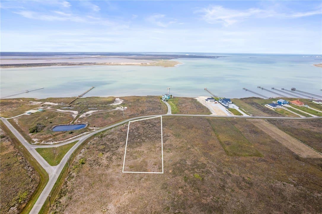 1.46 acres in Aransas County gallery image 3