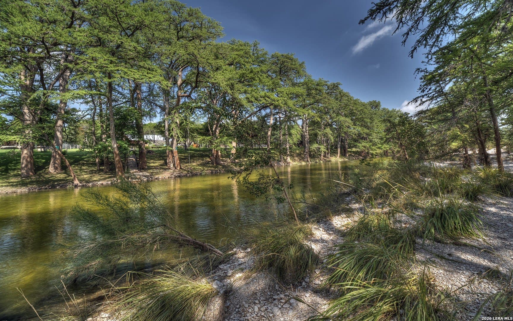 2.05 acres in Real County