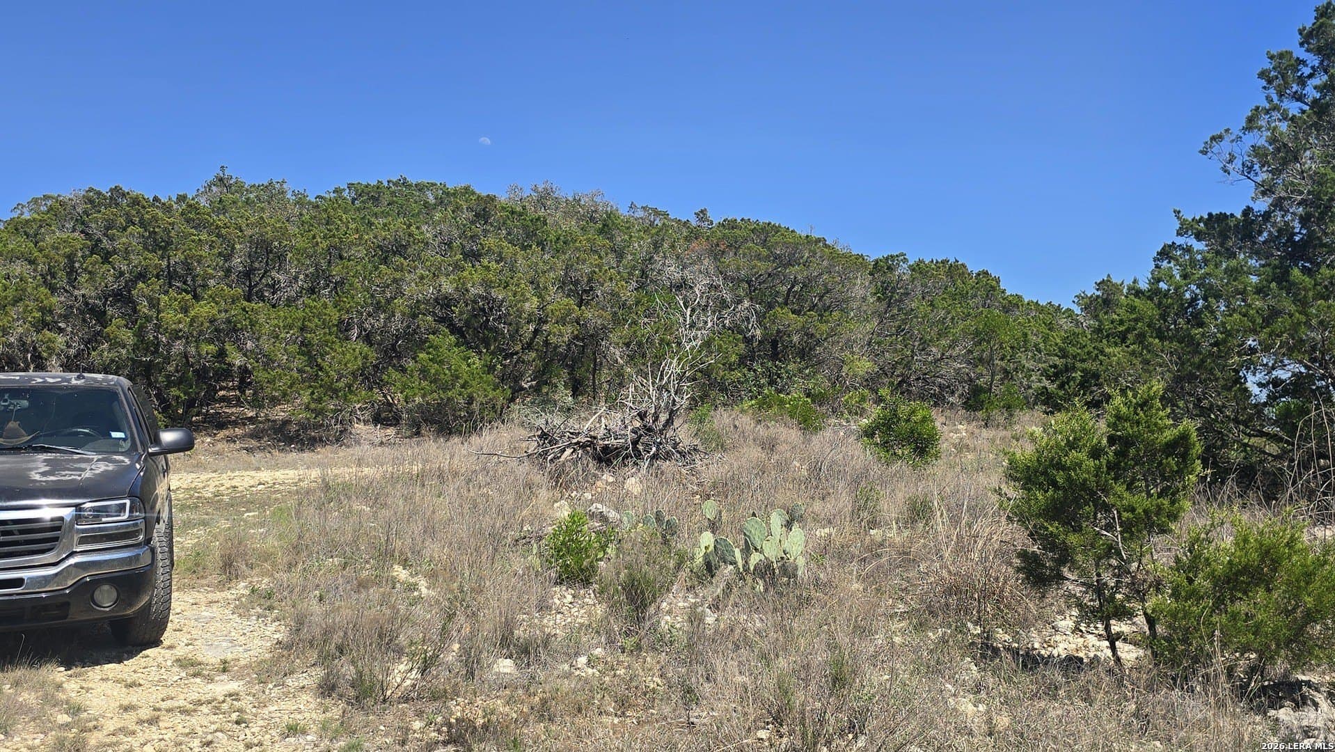 1.36 acres in Bandera County - photo 13
