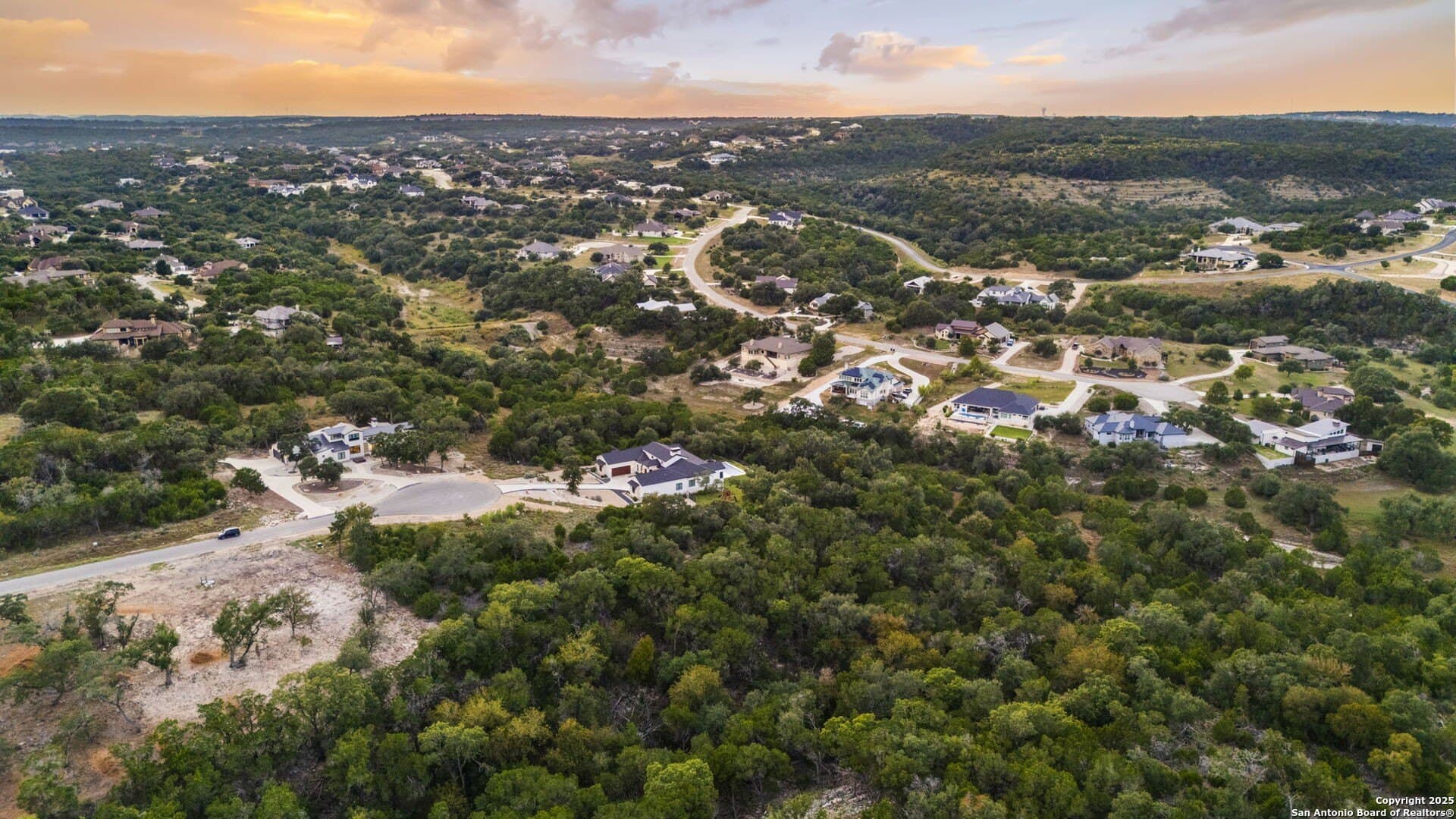 1.83 acres in Comal County gallery image 3