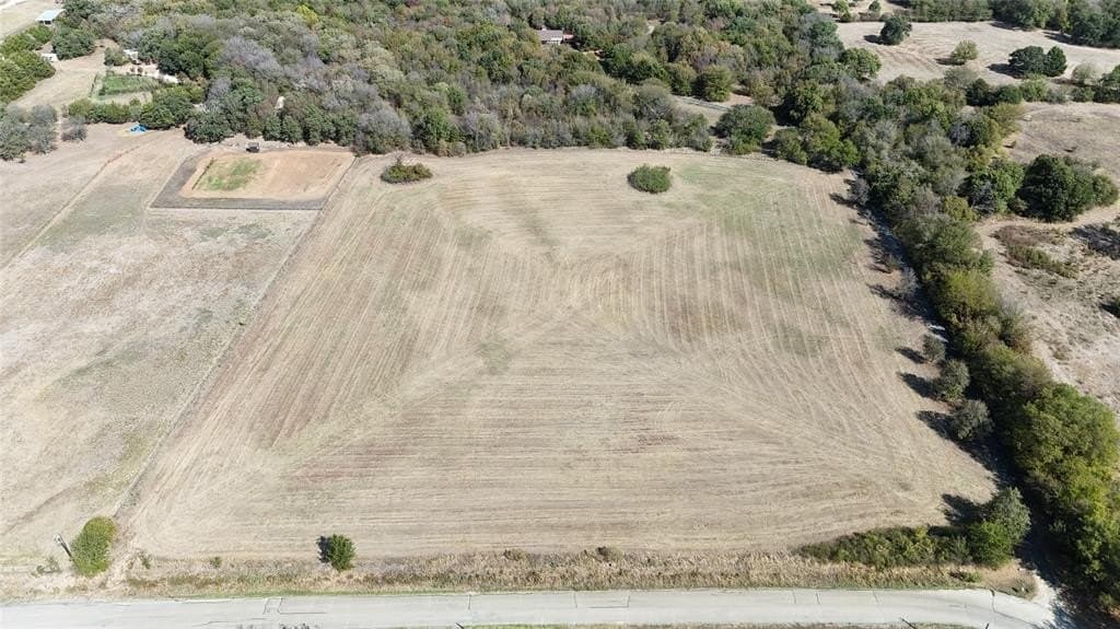 2 acres in Denton County gallery image 2