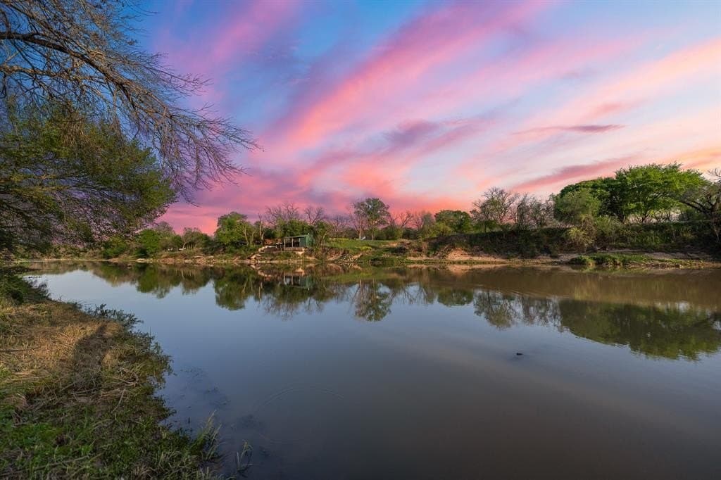10 acres in McLennan County gallery image 2