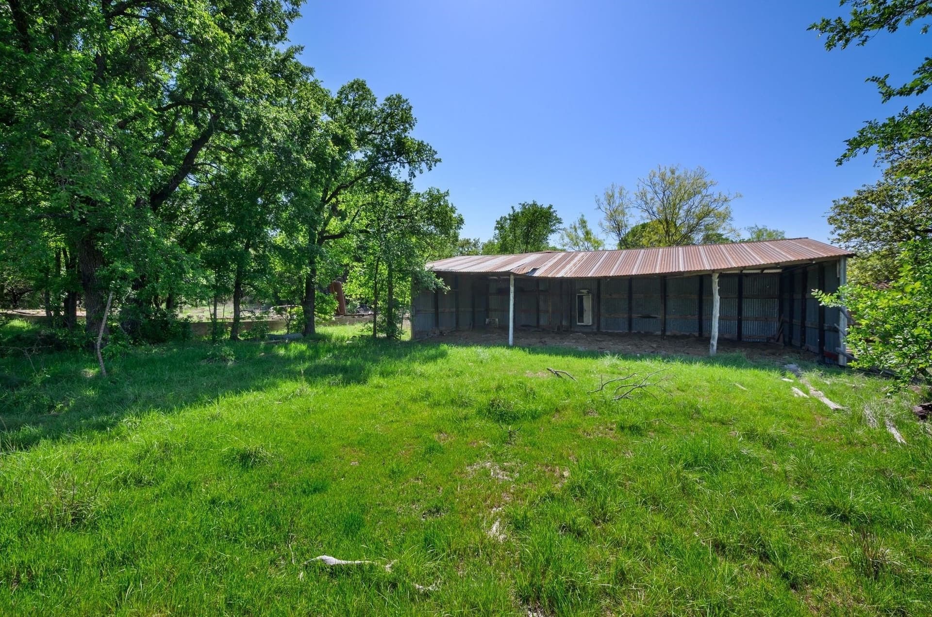 106.67 acres in Hood County - photo 11