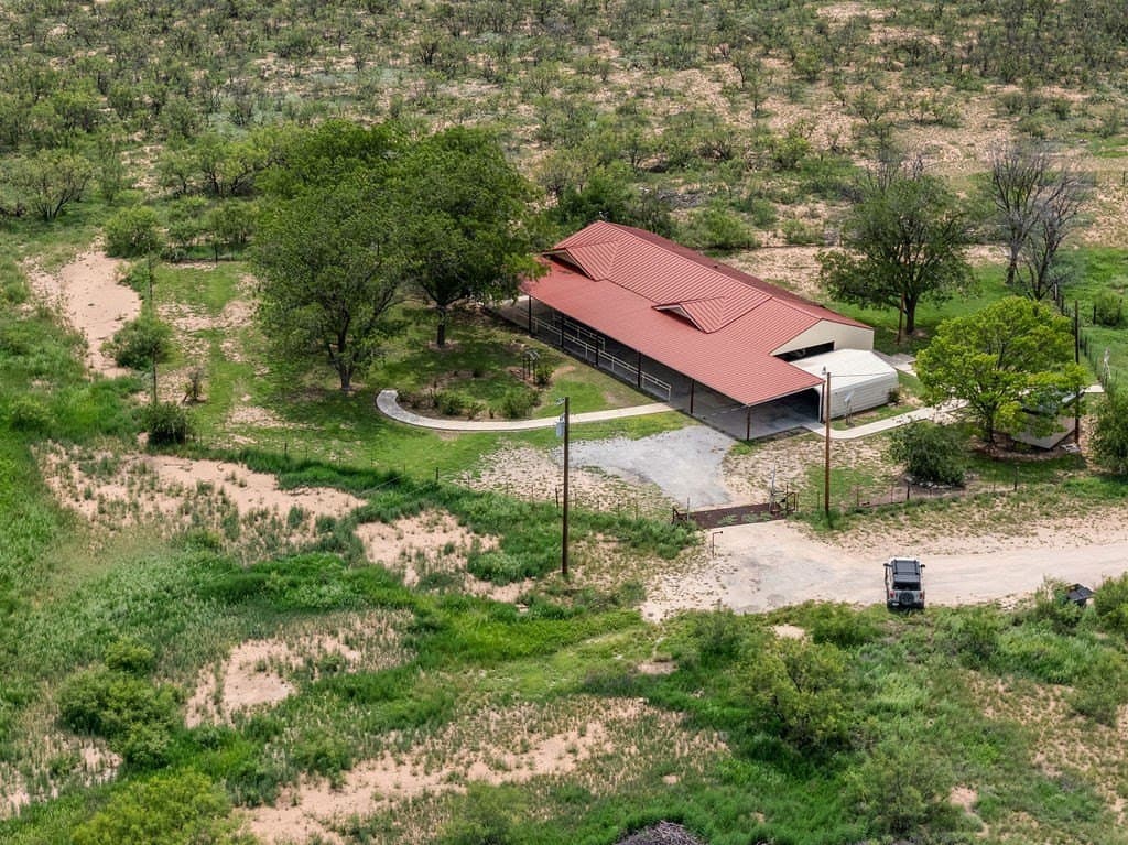 10 acres in Glasscock County - photo 41