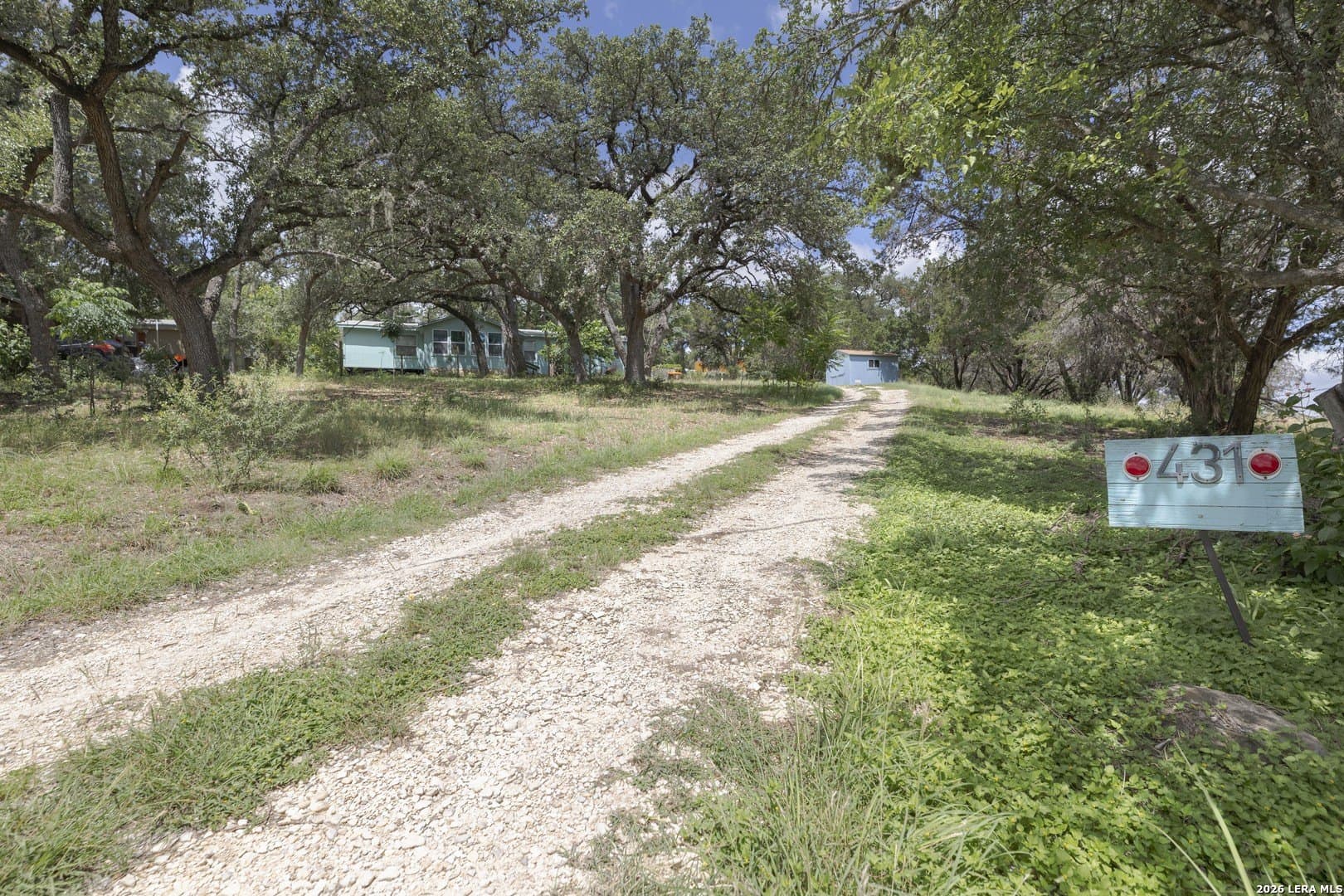 1.42 acres in Comal County gallery image 4