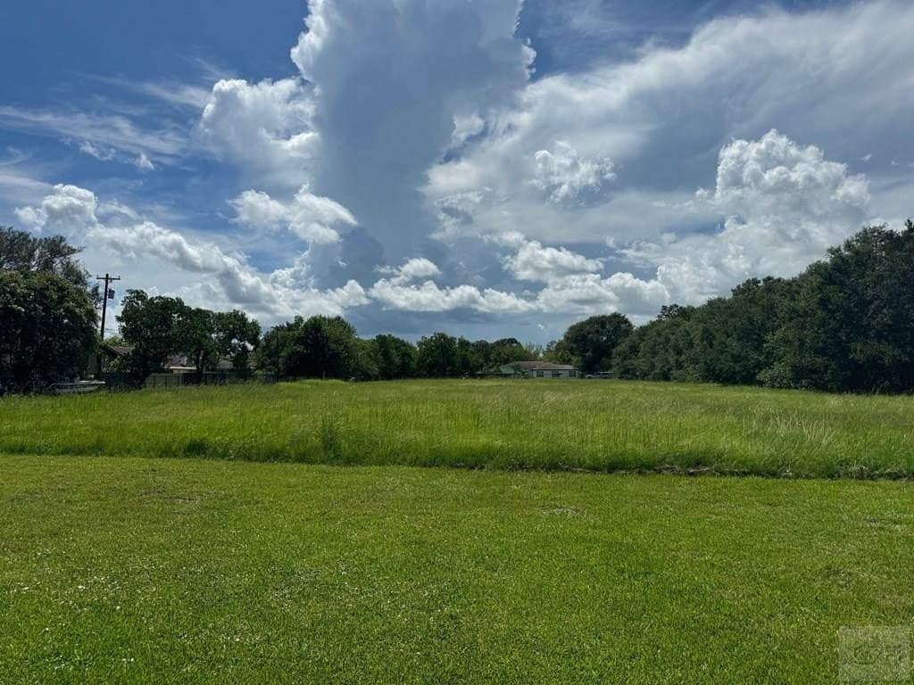 2.5 acres in Texas County gallery image 3