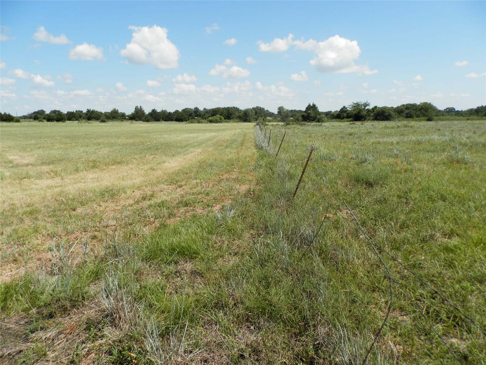 10.01 acres in Wise County - photo 8
