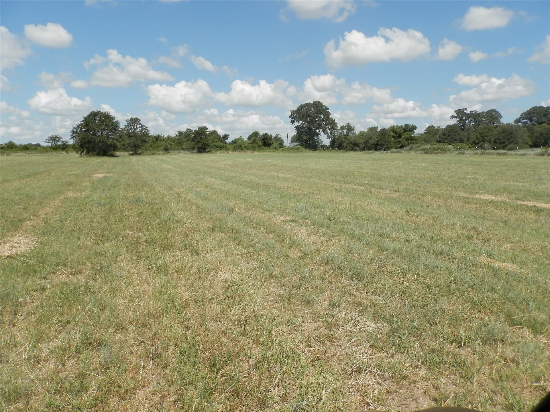 10.01 acres in Wise County - photo 13
