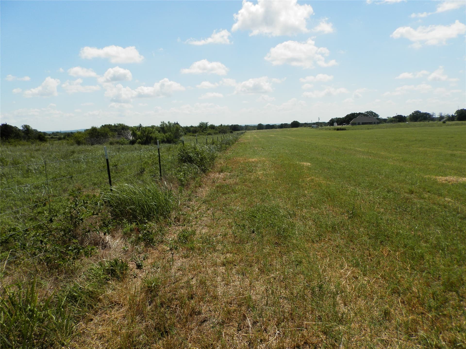 10.01 acres in Wise County - photo 18