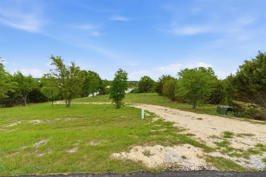 1.01 acres in Erath County gallery image 2