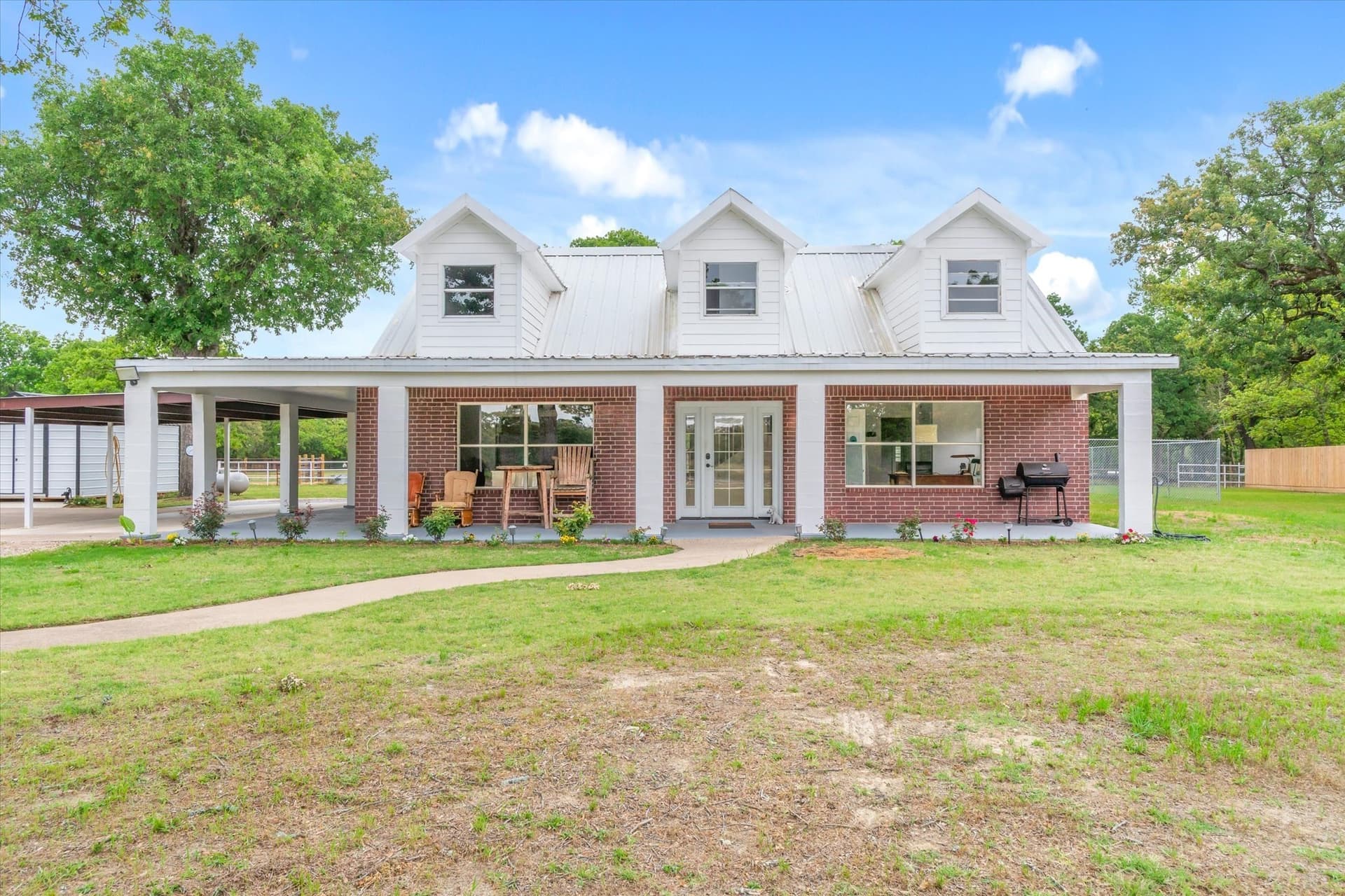 12.54 acres in Henderson County gallery image 2