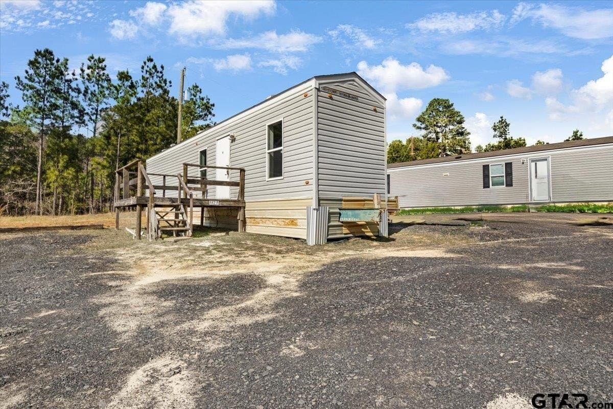 24.97 acres in Smith County - photo 11