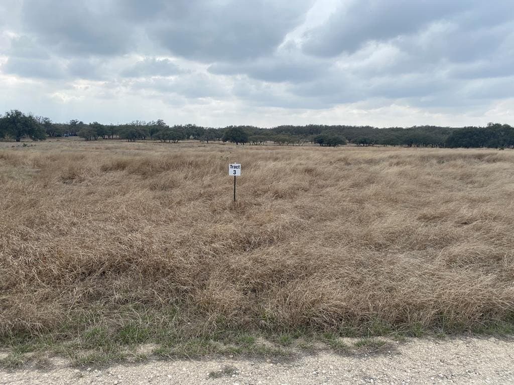 11.41 acres in Kimble County gallery image 2