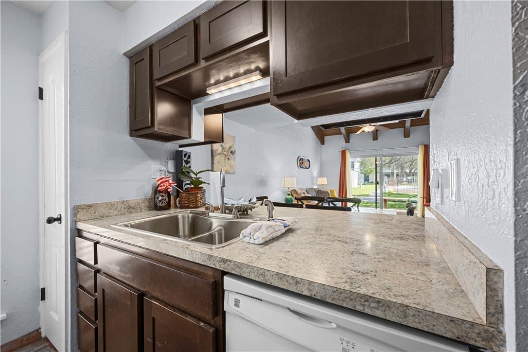 17.16 acres in Aransas County gallery image 4