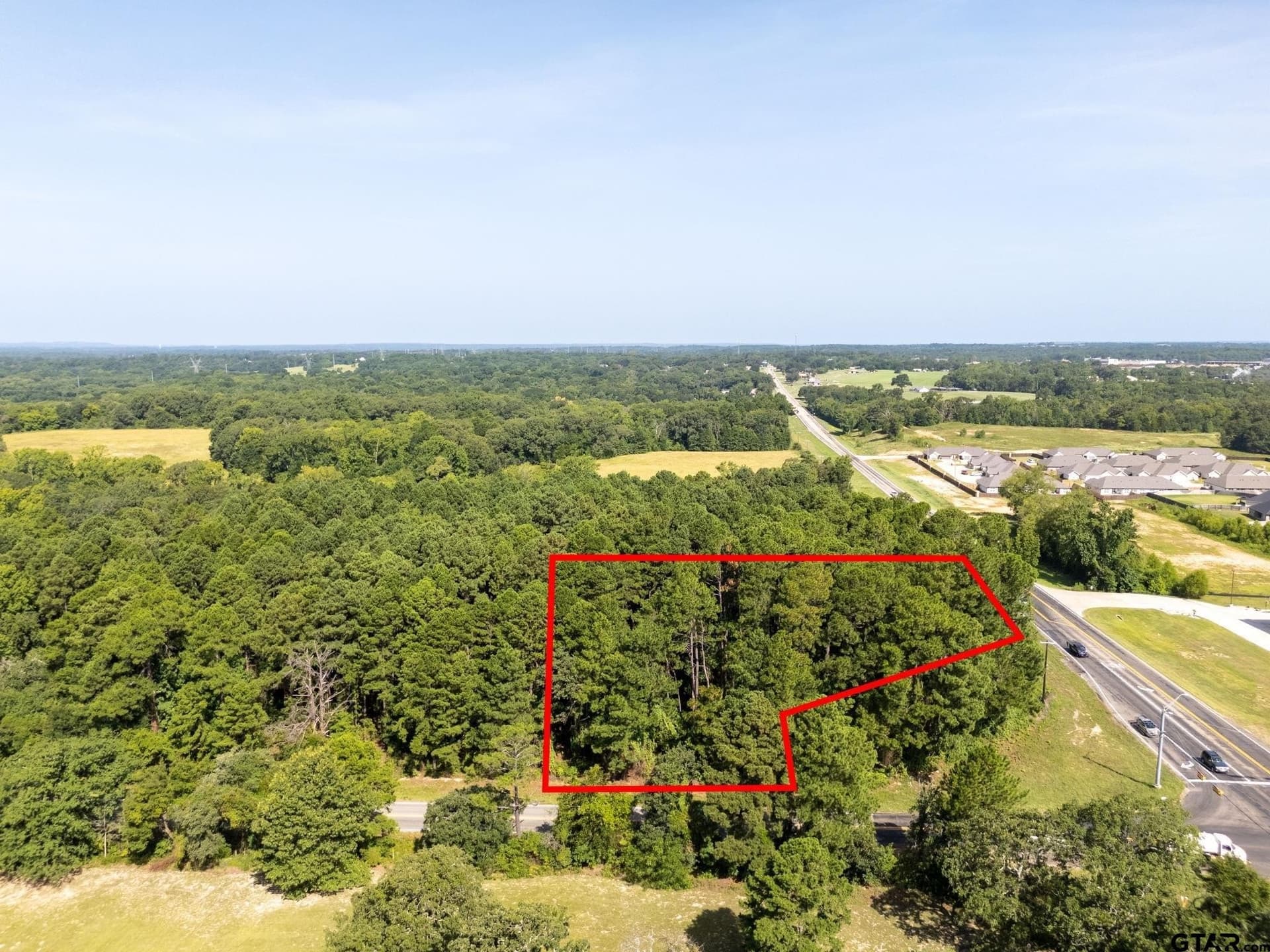 1.5 acres in Smith County gallery image 2