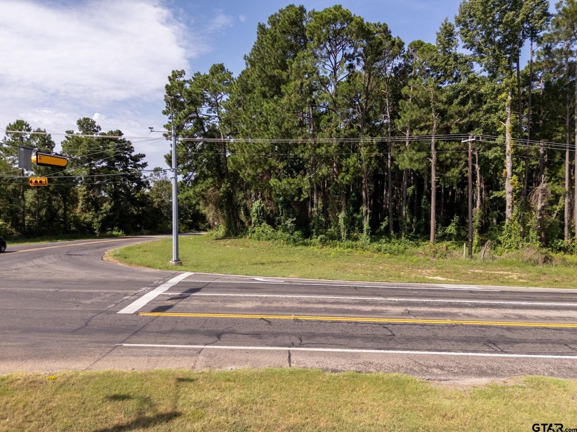 1.5 acres in Smith County gallery image 3