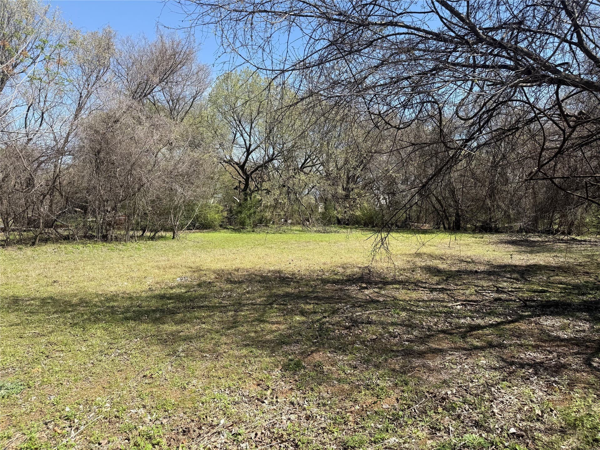 3.15 acres in Tarrant County gallery image 3