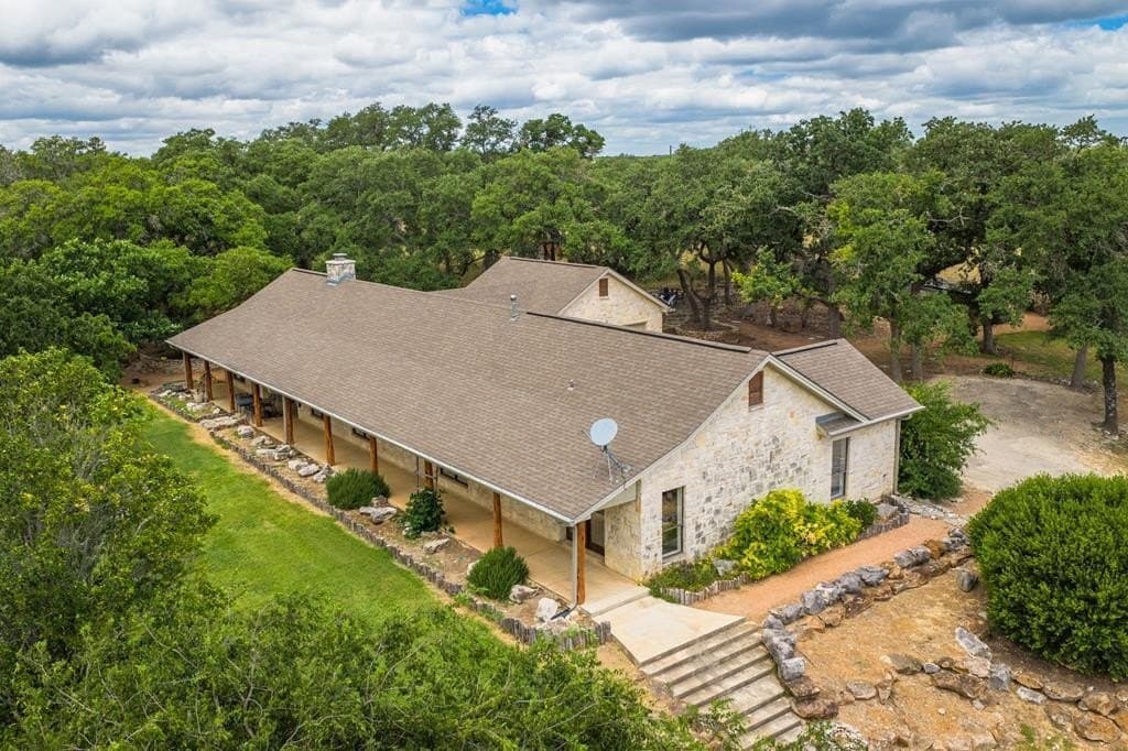20.27 acres in Kerr County gallery image 2