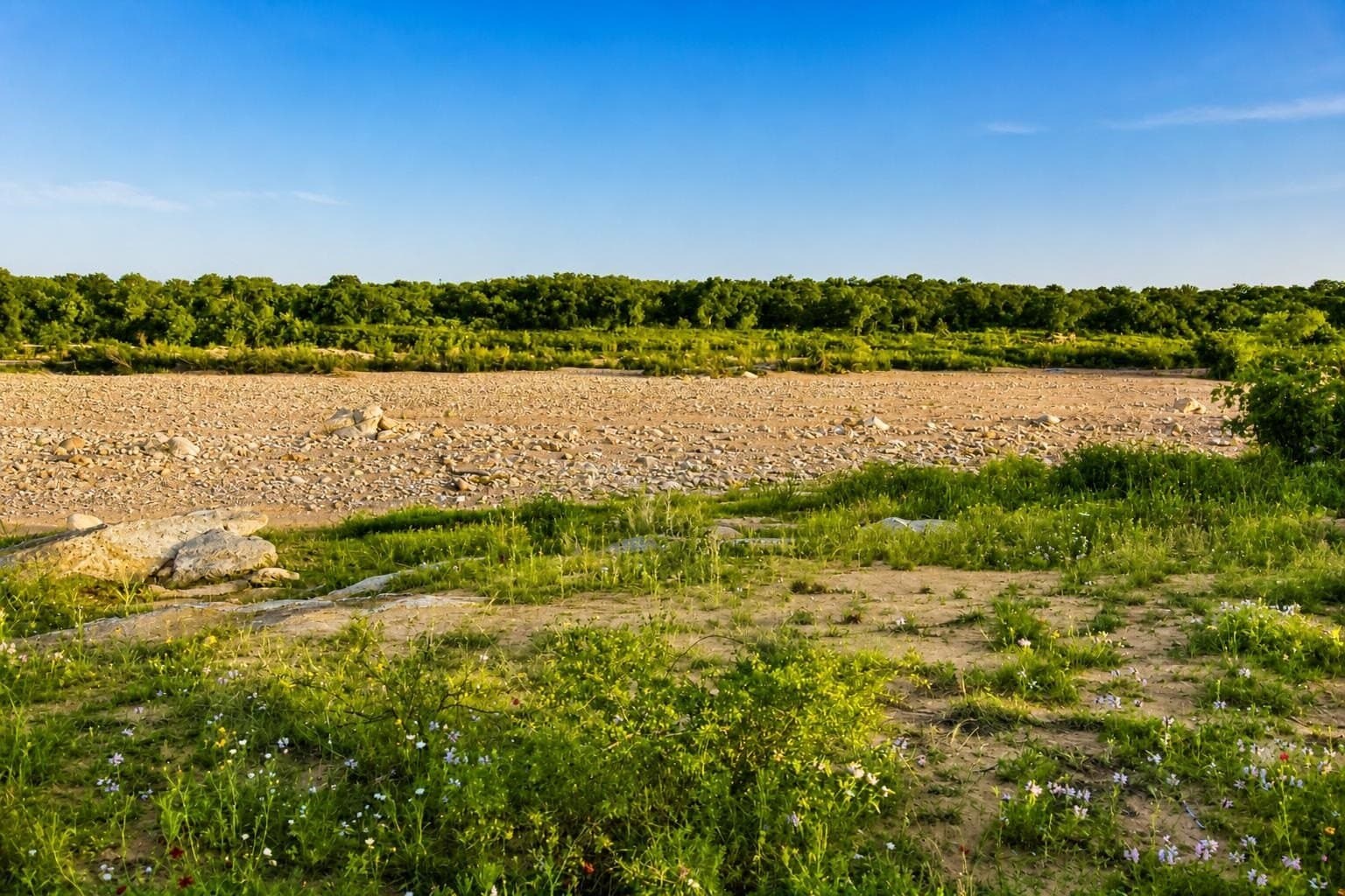 5.25 acres in Llano County - photo 8