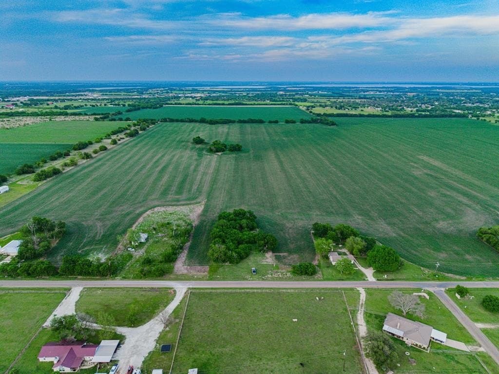 18.03 acres in McLennan County gallery image 2