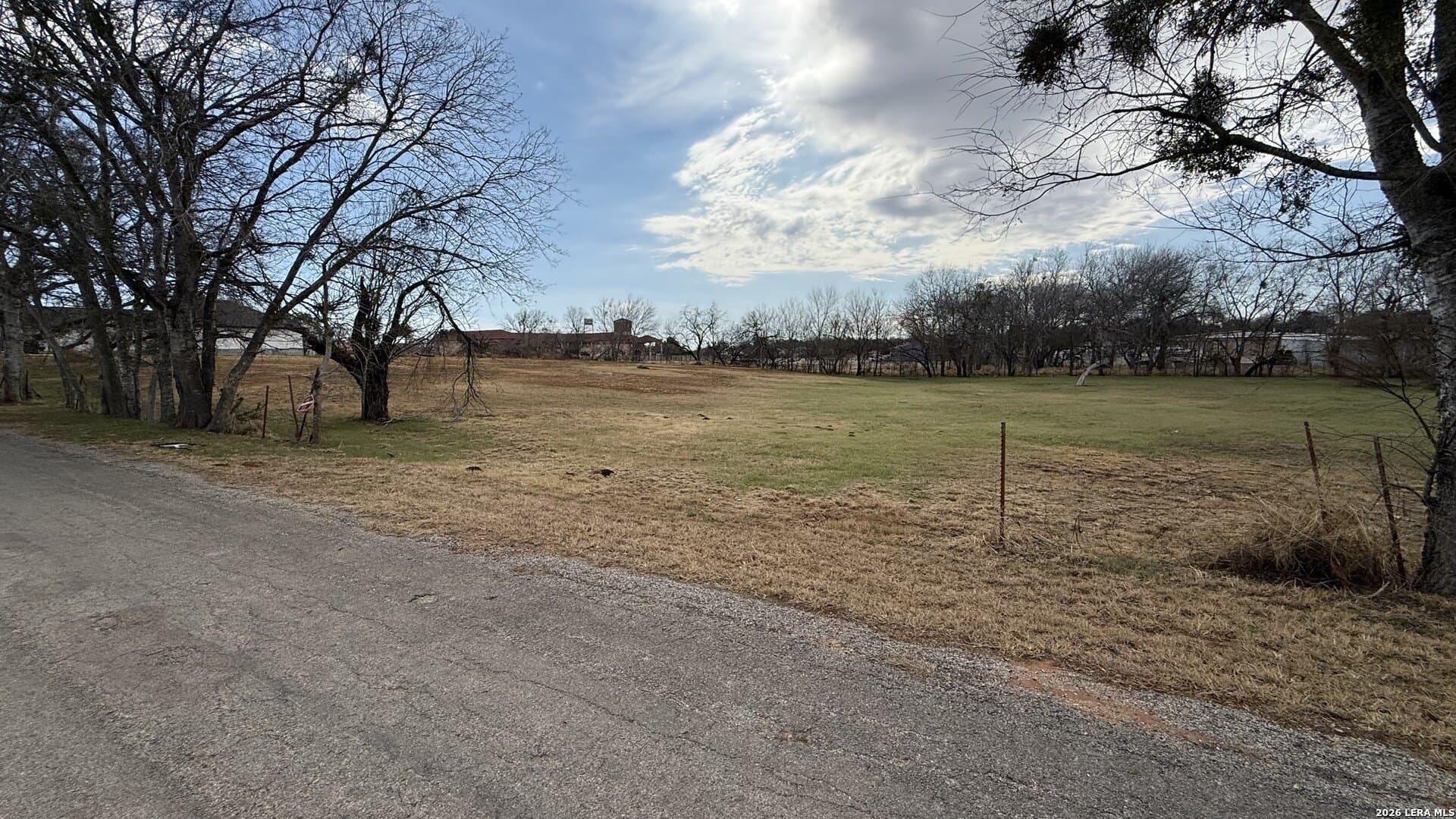 1.6 acres in Wilson County - photo 10