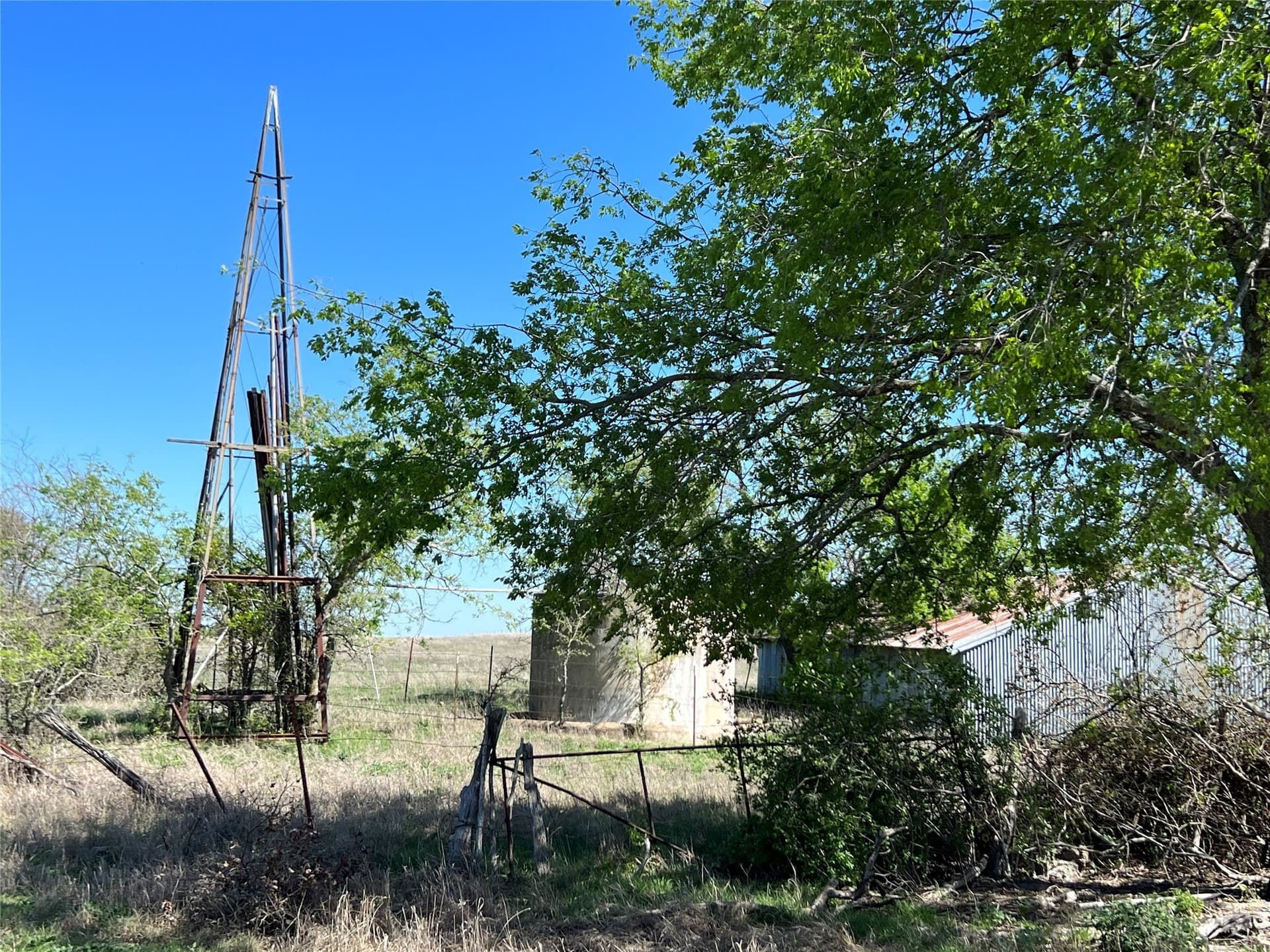 10.01 acres in Hamilton County - photo 3
