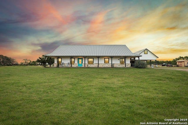 11 acres in Atascosa County