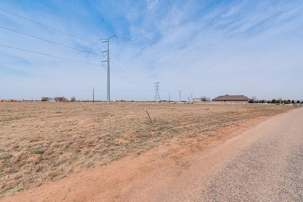 2.05 acres in Midland County
