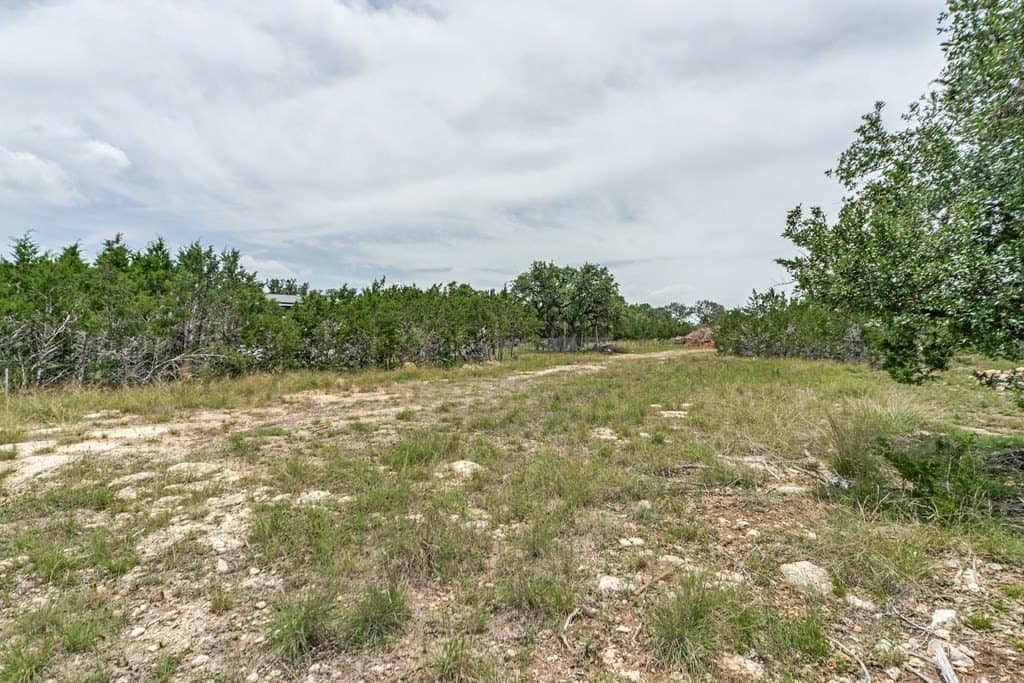 1.57 acres in Bandera County - photo 7