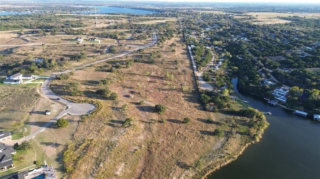 3.97 acres in Hood County gallery image 3