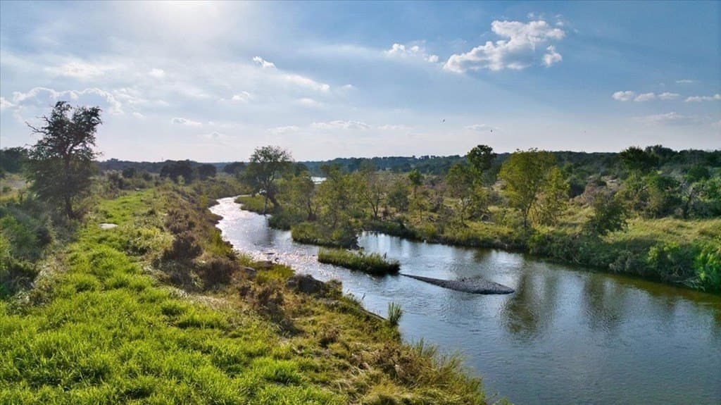 33 acres in Menard County - photo 10