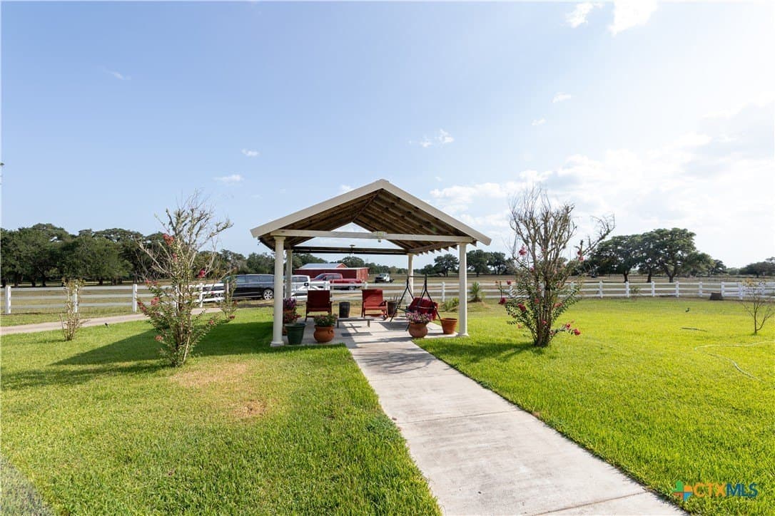 12.44 acres in Lavaca County - photo 42