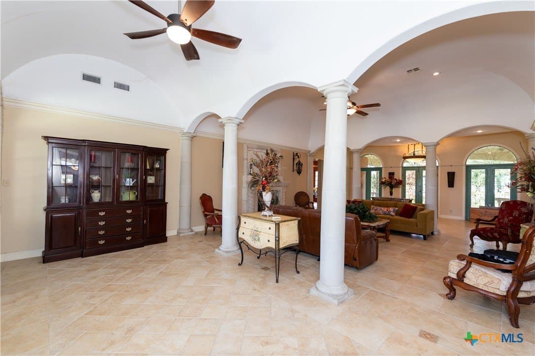 12.44 acres in Lavaca County gallery image 4