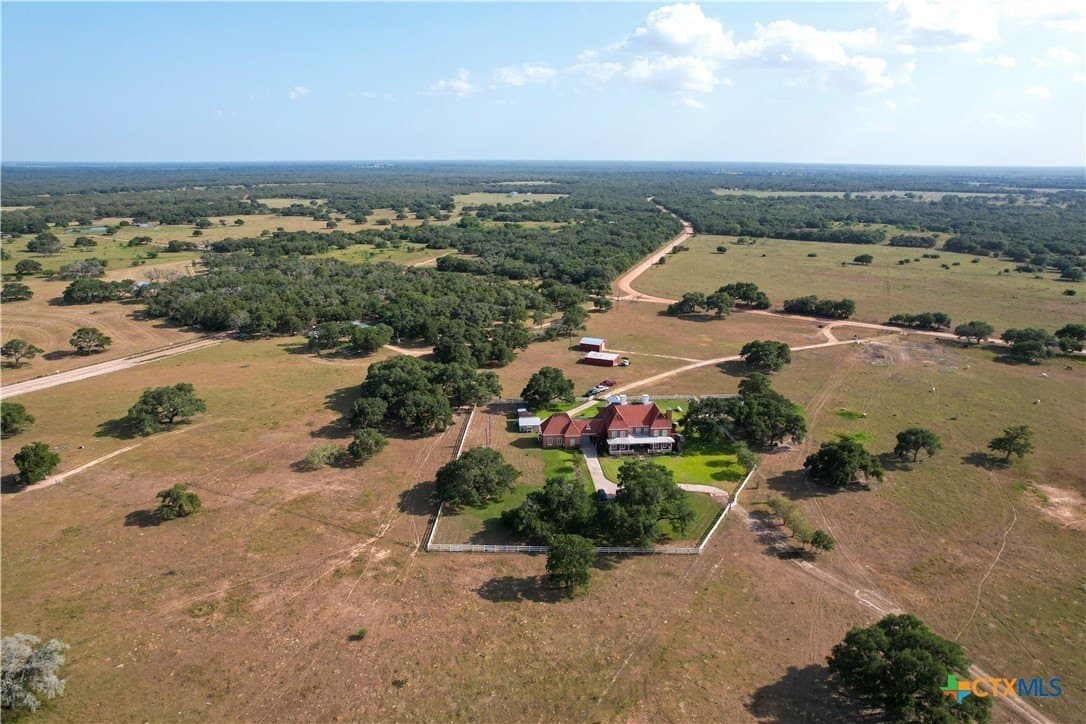 12.44 acres in Lavaca County gallery image 2