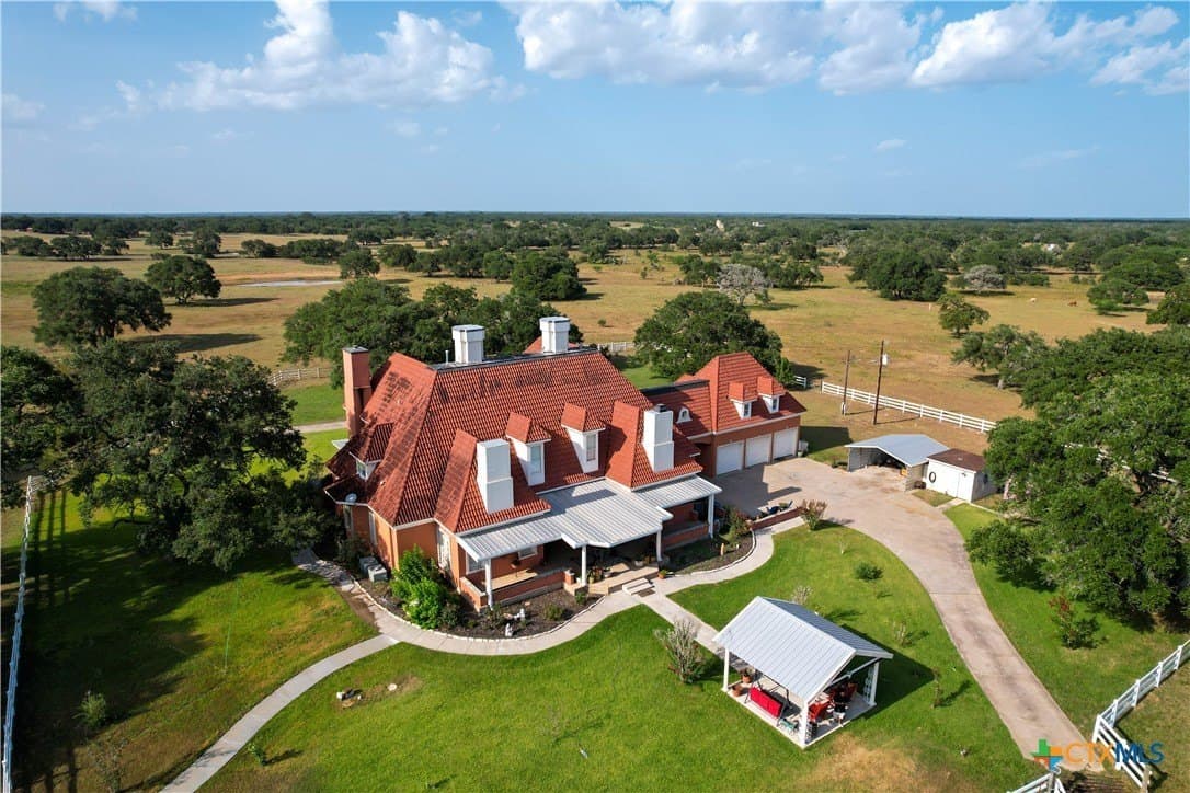 12.44 acres in Lavaca County - photo 44