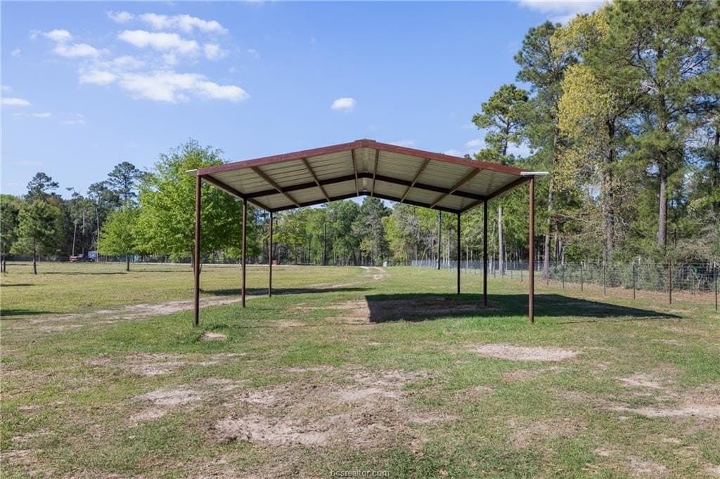 4.5 acres in Grimes County - photo 13