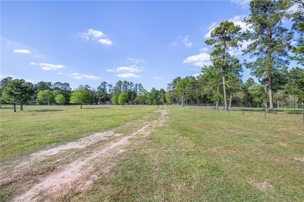 4.5 acres in Grimes County - photo 17