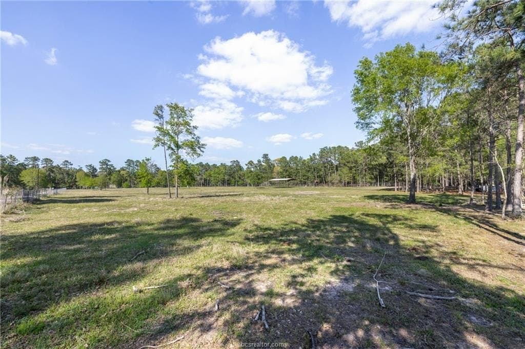 4.5 acres in Grimes County - photo 9
