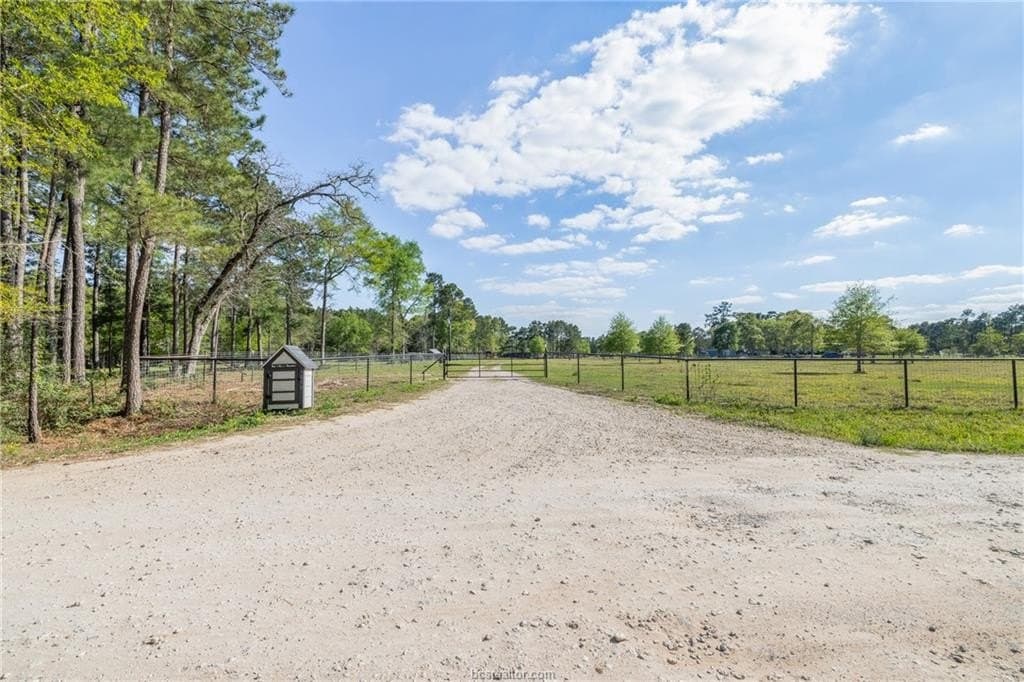 4.5 acres in Grimes County - photo 19